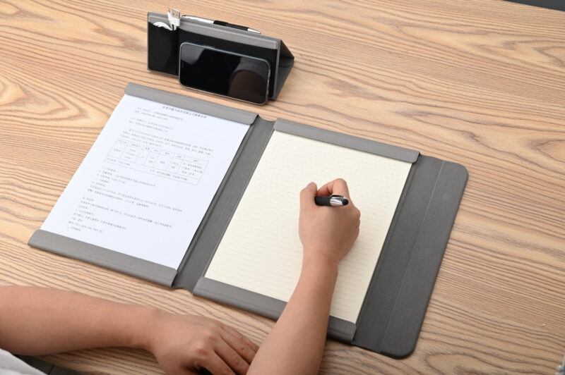 E3138 | MODULAR PORTFOLIO – A4 PU Portfolio with Detachable Organizer and Magnetic Closure - Image 2